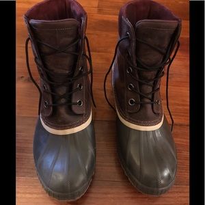 Barely Worn Men’s waterproof Sorel Boots Size 11